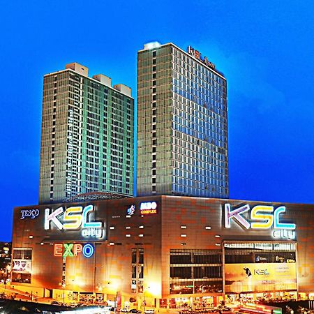 Jb City D'Esplanade Shopping Mall Apartment Johor Bahru Esterno foto