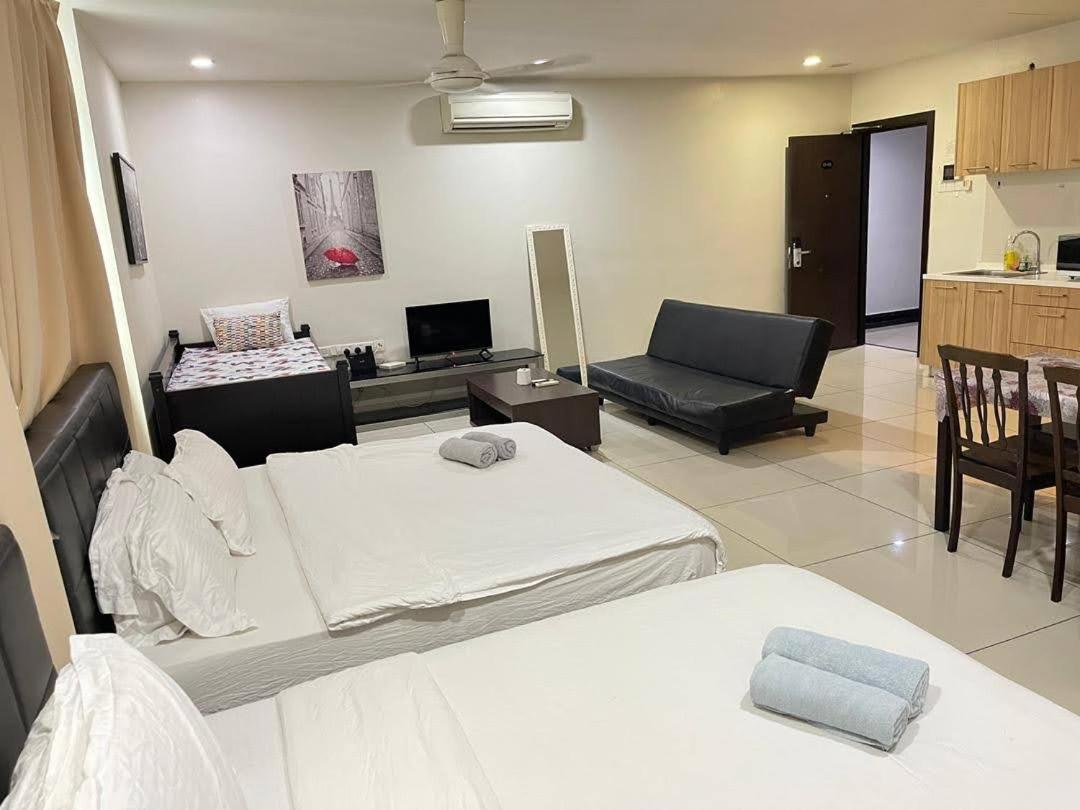 Jb City D'Esplanade Shopping Mall Apartment Johor Bahru Esterno foto
