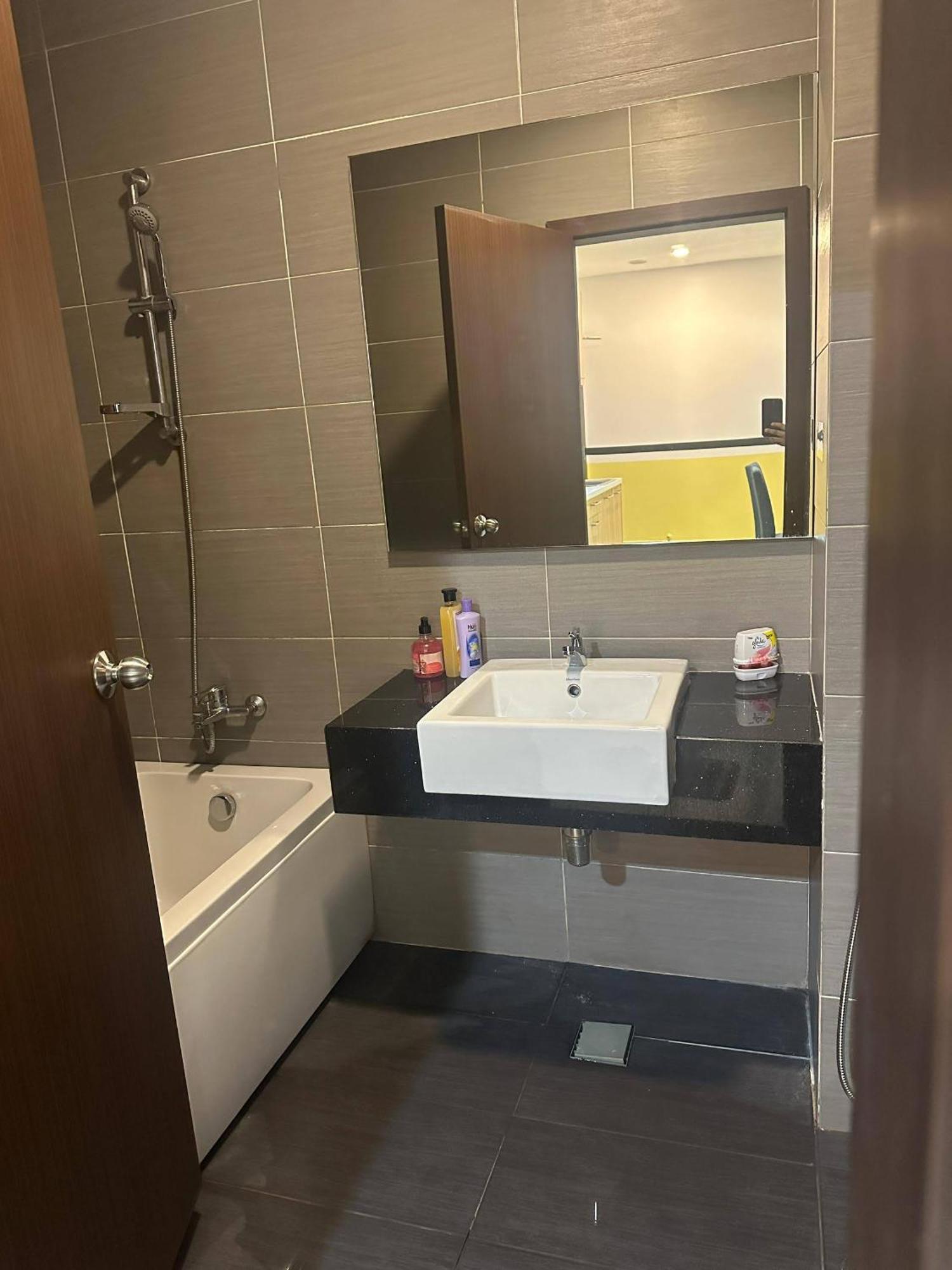 Jb City D'Esplanade Shopping Mall Apartment Johor Bahru Esterno foto