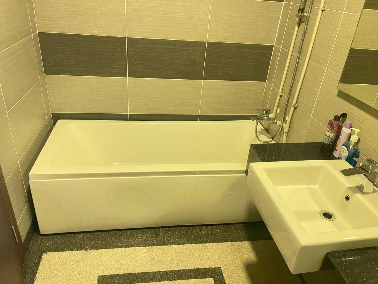Jb City D'Esplanade Shopping Mall Apartment Johor Bahru Esterno foto
