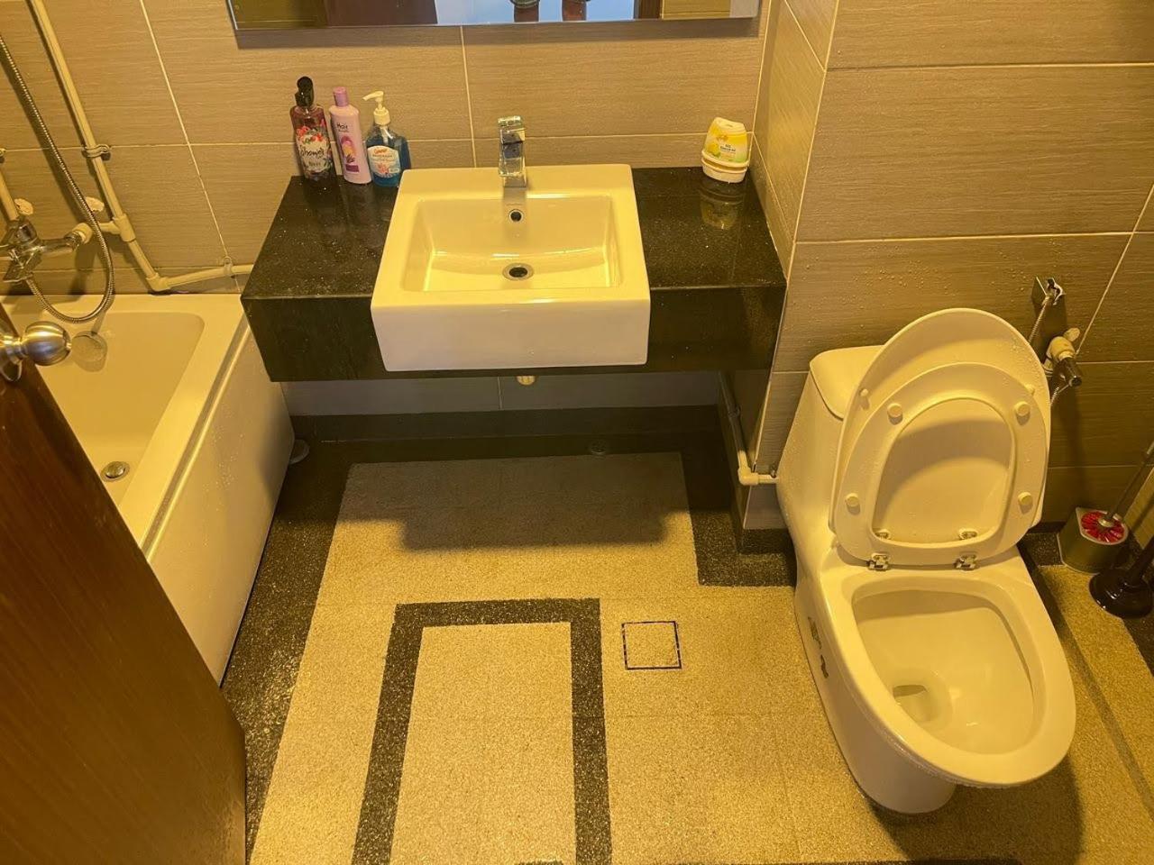 Jb City D'Esplanade Shopping Mall Apartment Johor Bahru Esterno foto