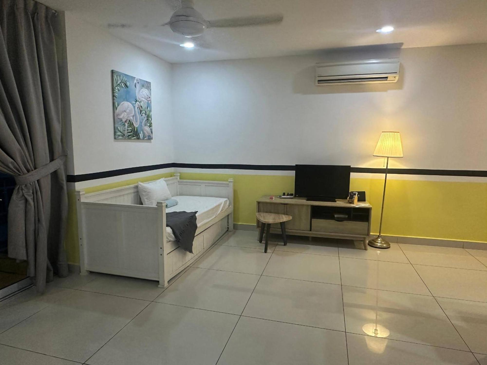 Jb City D'Esplanade Shopping Mall Apartment Johor Bahru Esterno foto