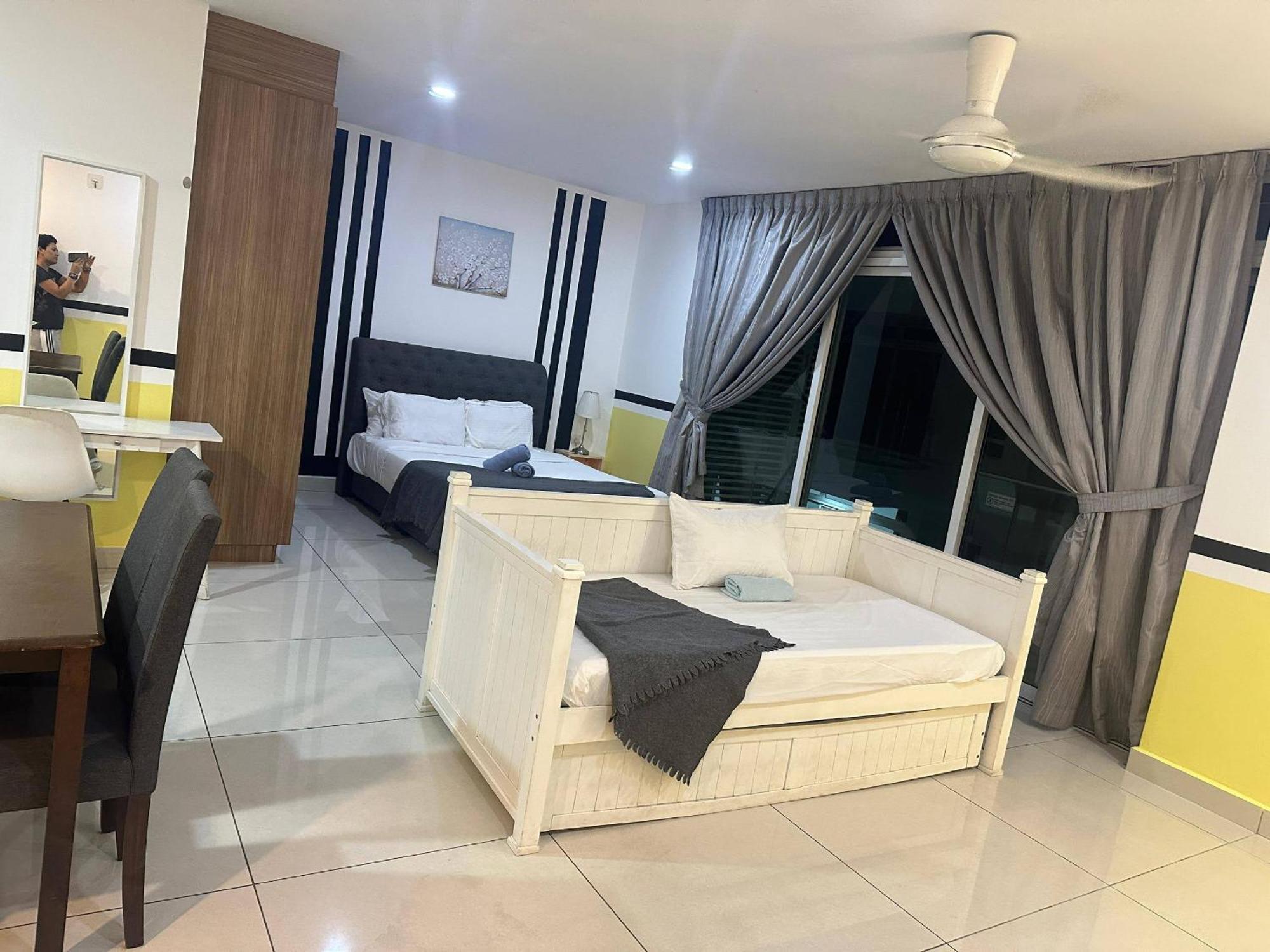 Jb City D'Esplanade Shopping Mall Apartment Johor Bahru Esterno foto